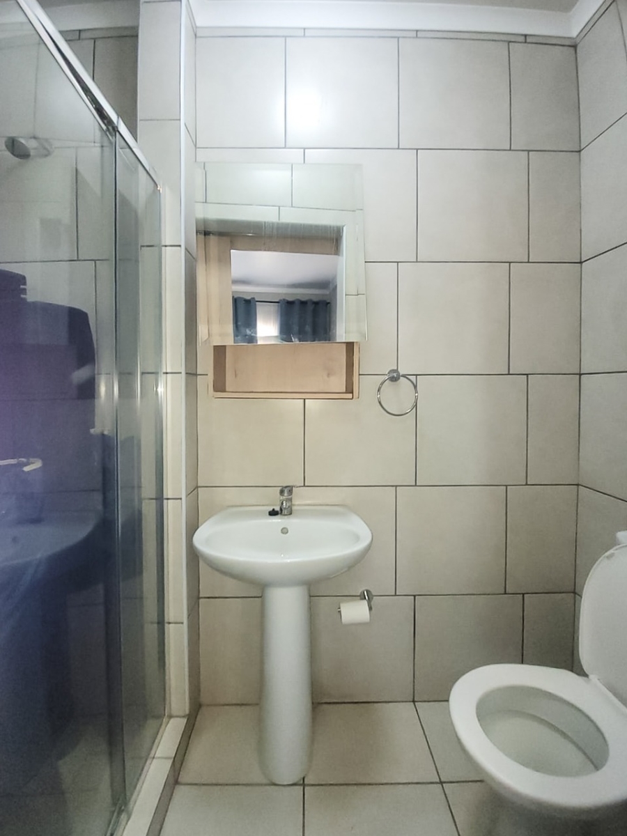 2 Bedroom Property for Sale in Van Der Hoff Park North West